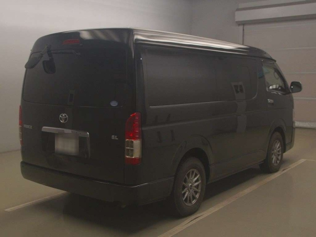 TOYOTA HIACE 2019
