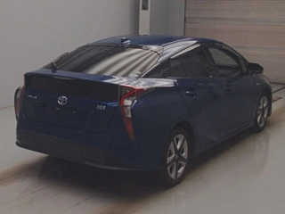 TOYOTA PRIUS 2016