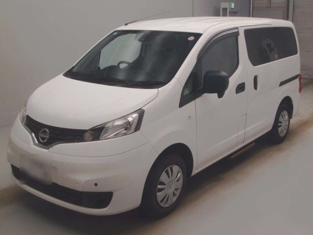 NISSAN NV200 2022