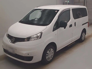 NISSAN NV200 2022