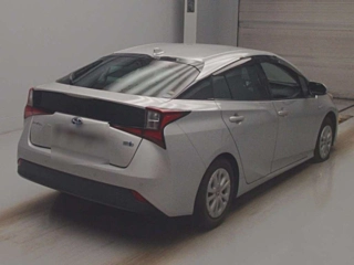 TOYOTA PRIUS 2019
