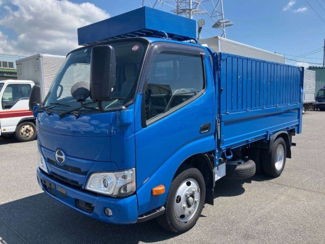 HINO DUTRO 2023