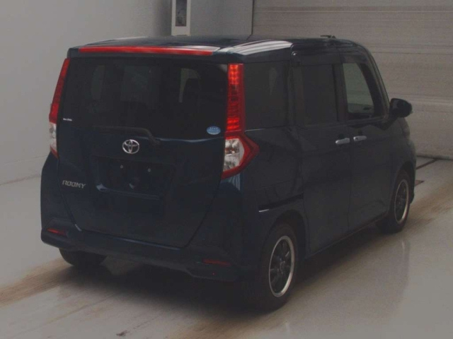 TOYOTA ROOMY 2019