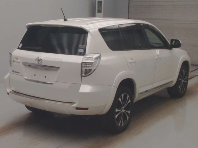 TOYOTA VANGUARD 2012