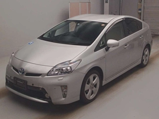 TOYOTA PRIUS 2015
