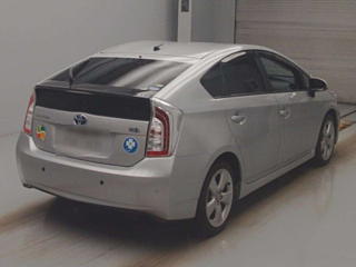 TOYOTA PRIUS 2015