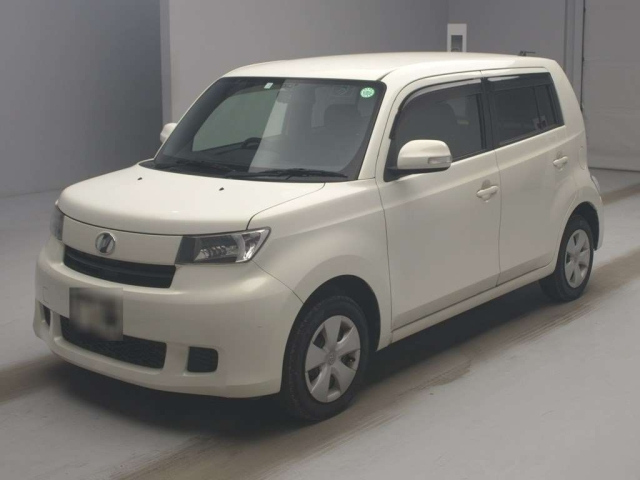 TOYOTA BB 2010