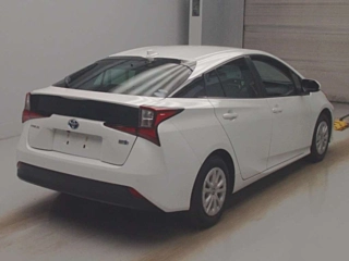 TOYOTA PRIUS 2021
