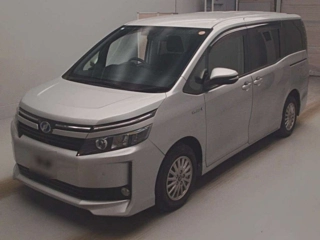 TOYOTA VOXY 2015