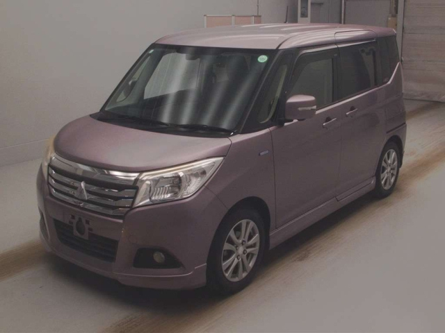 MITSUBISHI DELICA D2 2016