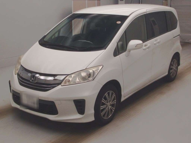 HONDA FREED 2016