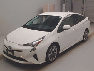 TOYOTA PRIUS 2018