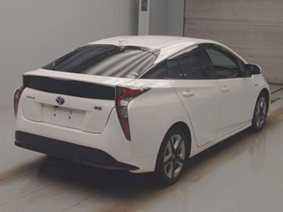 TOYOTA PRIUS 2018