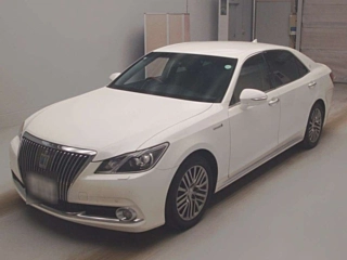 TOYOTA CROWN 2015