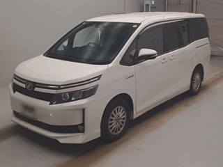 TOYOTA VOXY 2015