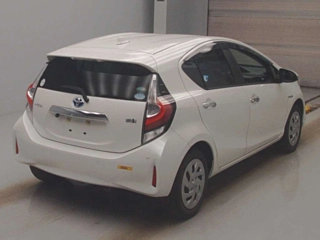 TOYOTA AQUA 2018