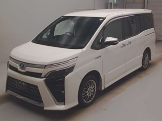TOYOTA VOXY 2019