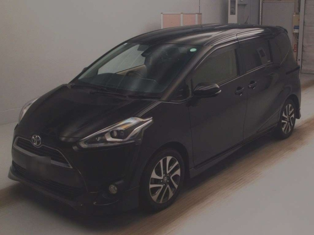 TOYOTA SIENTA 2015