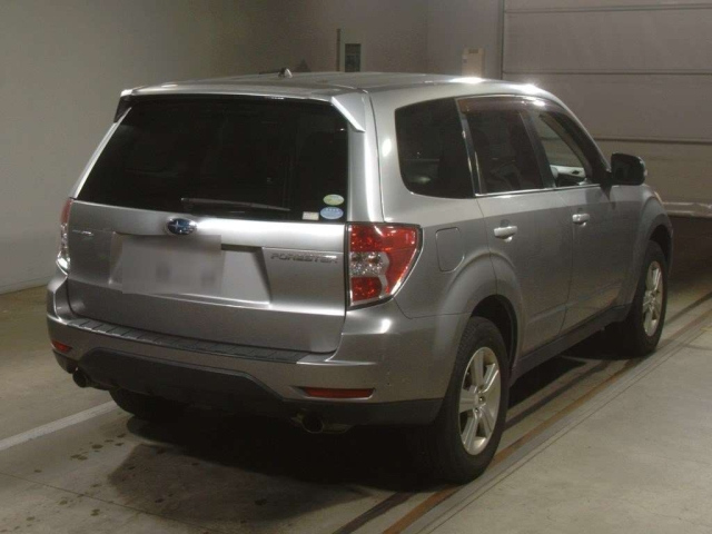 SUBARU FORESTER 2010