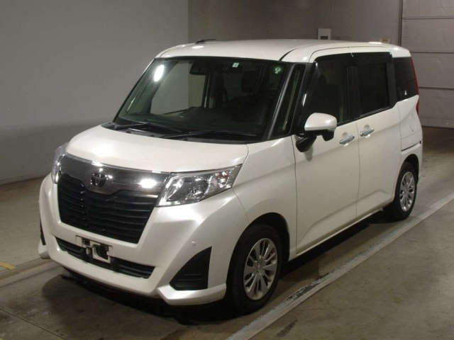 TOYOTA ROOMY 2020