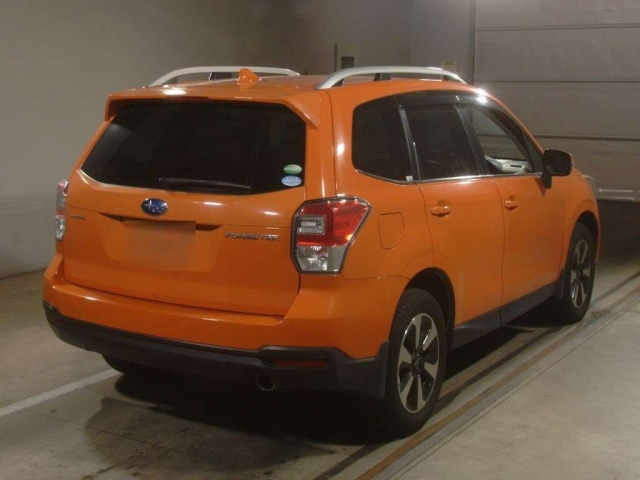 SUBARU FORESTER 2017
