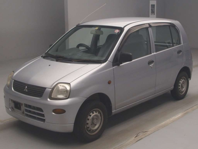 MITSUBISHI MINICA 2009