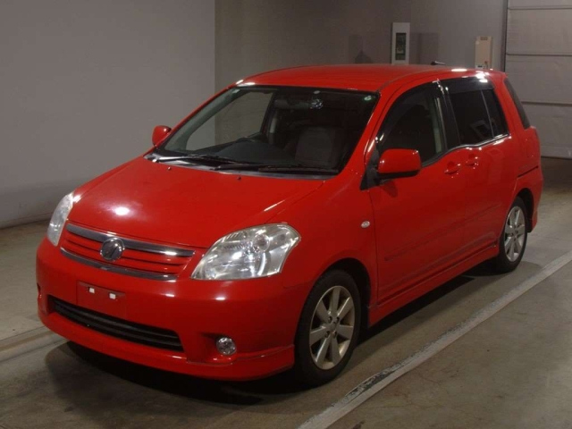 TOYOTA RAUM 2009