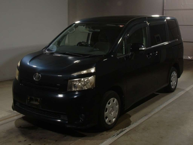 TOYOTA VOXY 2008