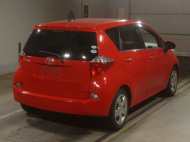 TOYOTA RACTIS 2011