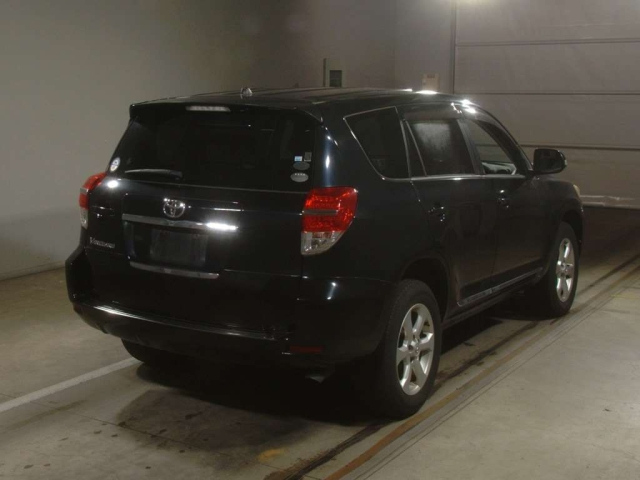 TOYOTA VANGUARD 2010