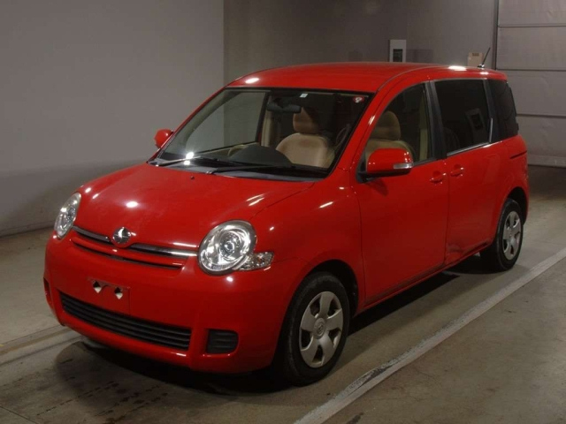 TOYOTA SIENTA 2014