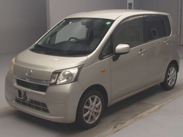 DAIHATSU MOVE 2013