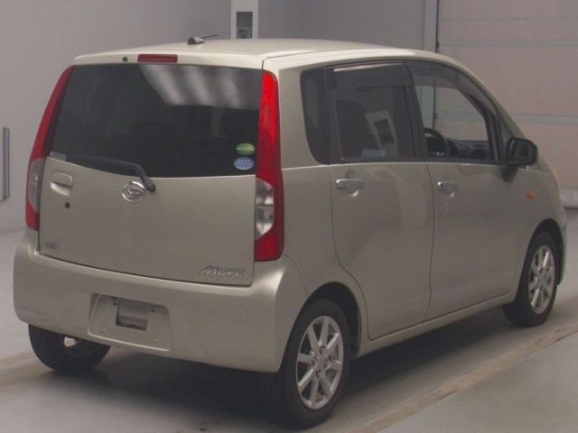 DAIHATSU MOVE 2013