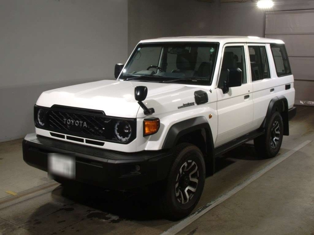 TOYOTA LAND CRUISER 2023