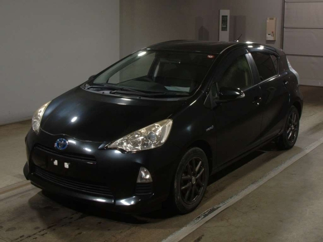 TOYOTA AQUA 2014