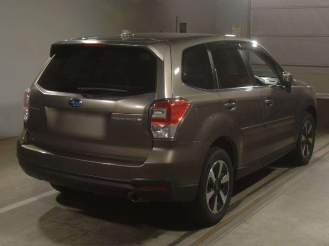 SUBARU FORESTER 2018