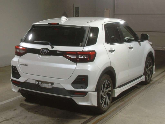 TOYOTA RAIZE 2023
