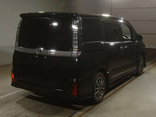 TOYOTA VOXY 2016