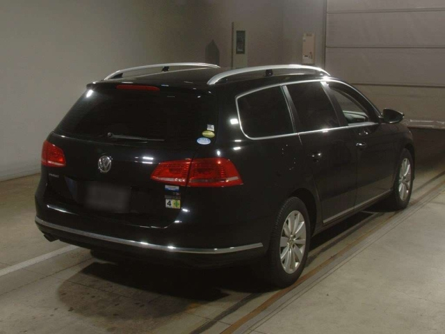 VOLKSWAGEN PASSAT VARIANT 2014