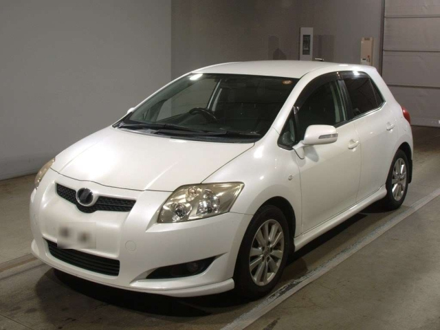 TOYOTA AURIS 2008