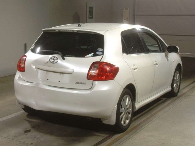TOYOTA AURIS 2008