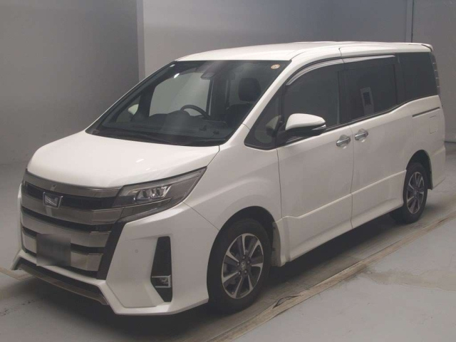 TOYOTA NOAH 2019