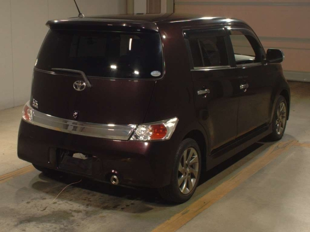 TOYOTA BB 2013
