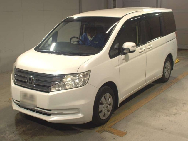 HONDA STEP WAGON 2012