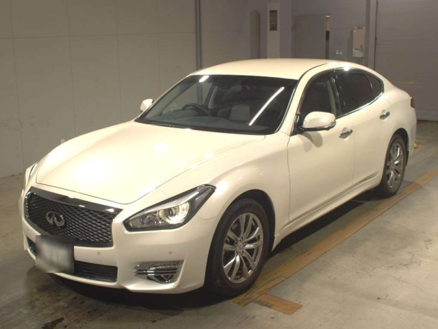 NISSAN FUGA 2019