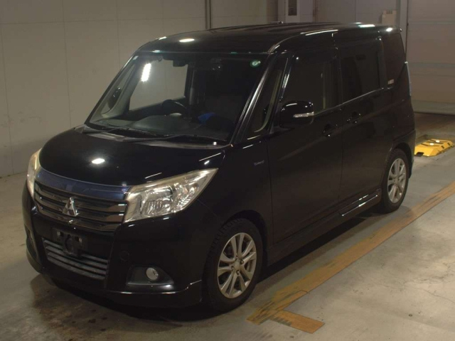 MITSUBISHI DELICA D2 2017