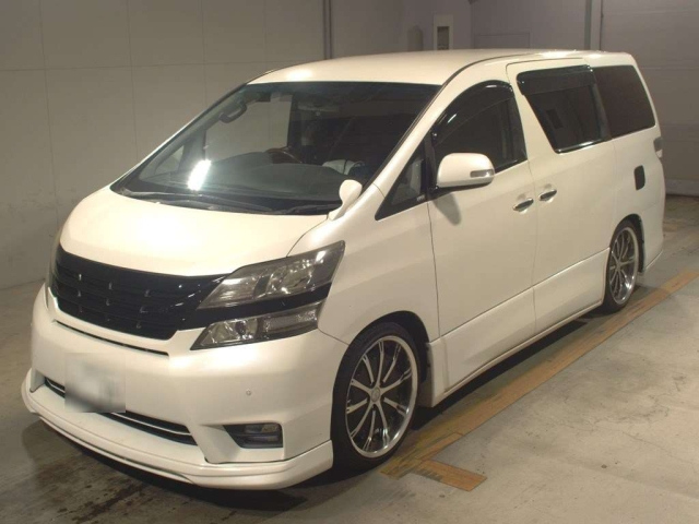 TOYOTA VELLFIRE 2010
