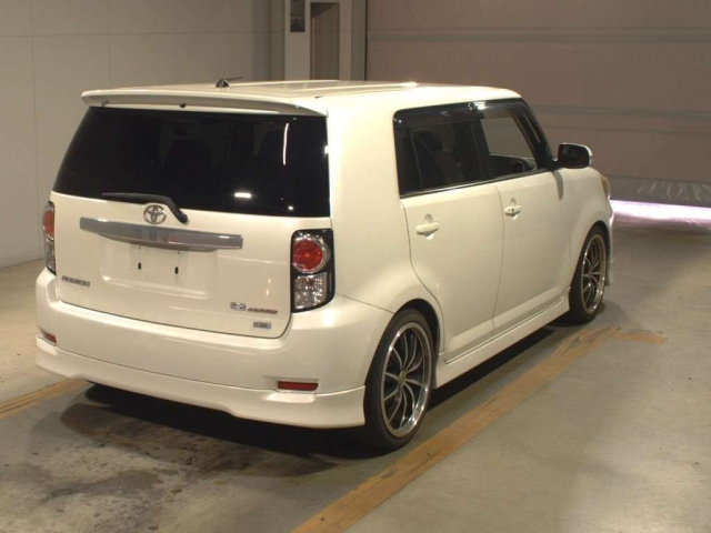 TOYOTA COROLLA RUMION 2010