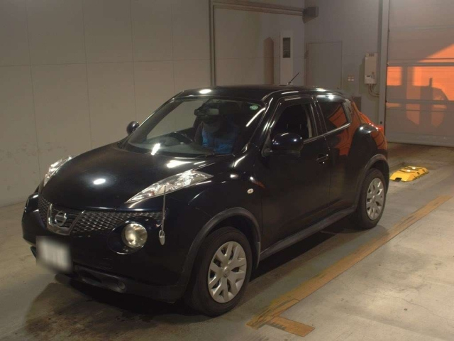 NISSAN JUKE 2013