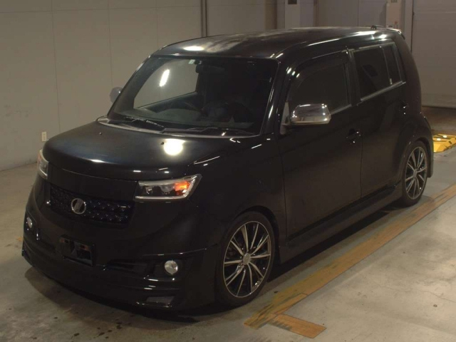 TOYOTA BB 2009